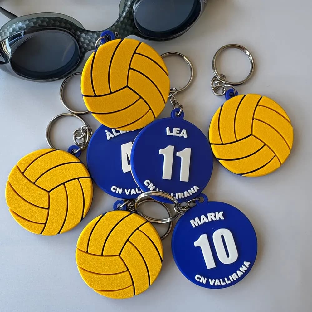 Llavero de waterpolo con nombre, dorsal y club